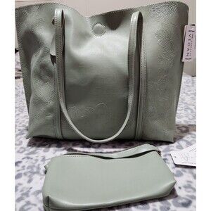 Mellow World Tote Bag Reversible Include Wristlet Sage Green Color 17x12x4